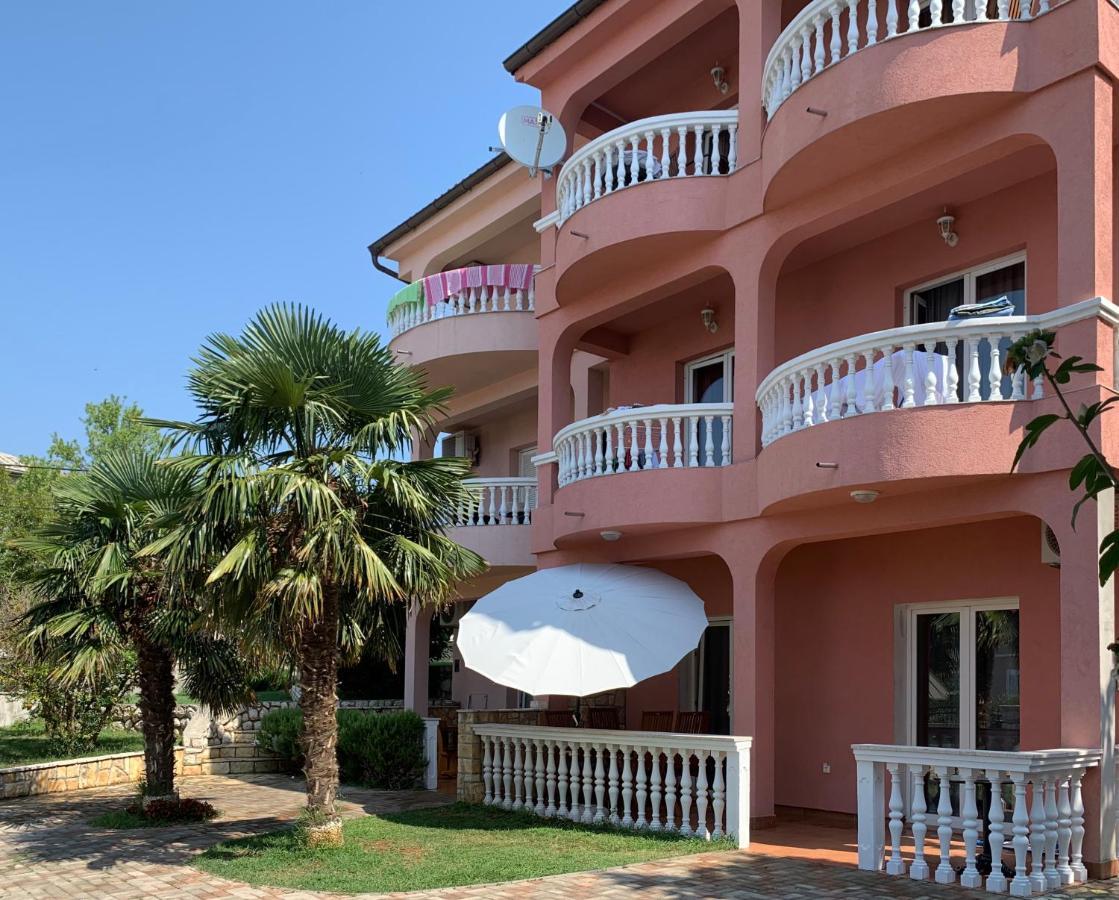 Apartments Ban Novi Vinodolski Luaran gambar