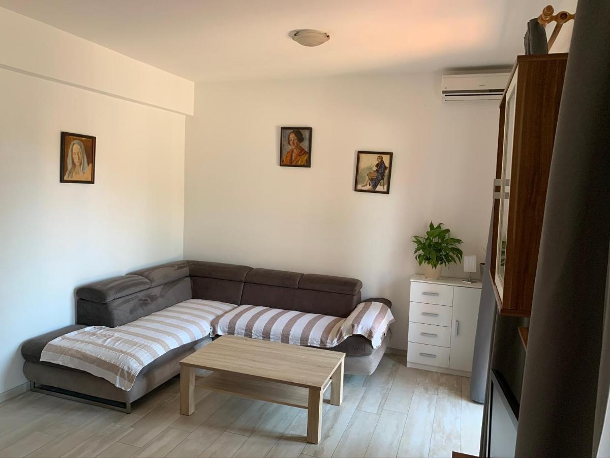 Apartments Ban Novi Vinodolski Luaran gambar