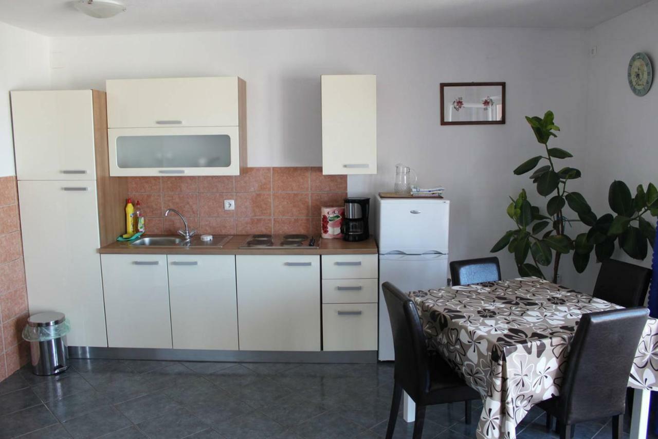 Apartments Ban Novi Vinodolski Luaran gambar