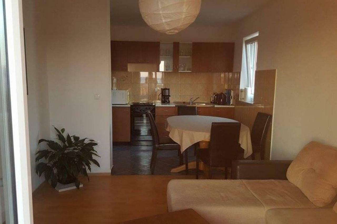 Apartments Ban Novi Vinodolski Luaran gambar