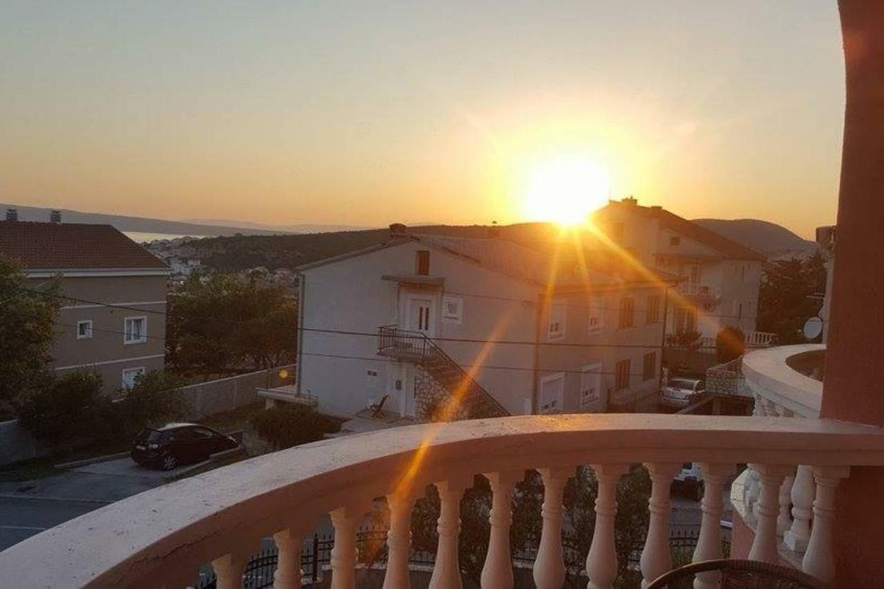 Apartments Ban Novi Vinodolski Luaran gambar