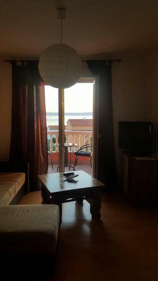 Apartments Ban Novi Vinodolski Luaran gambar