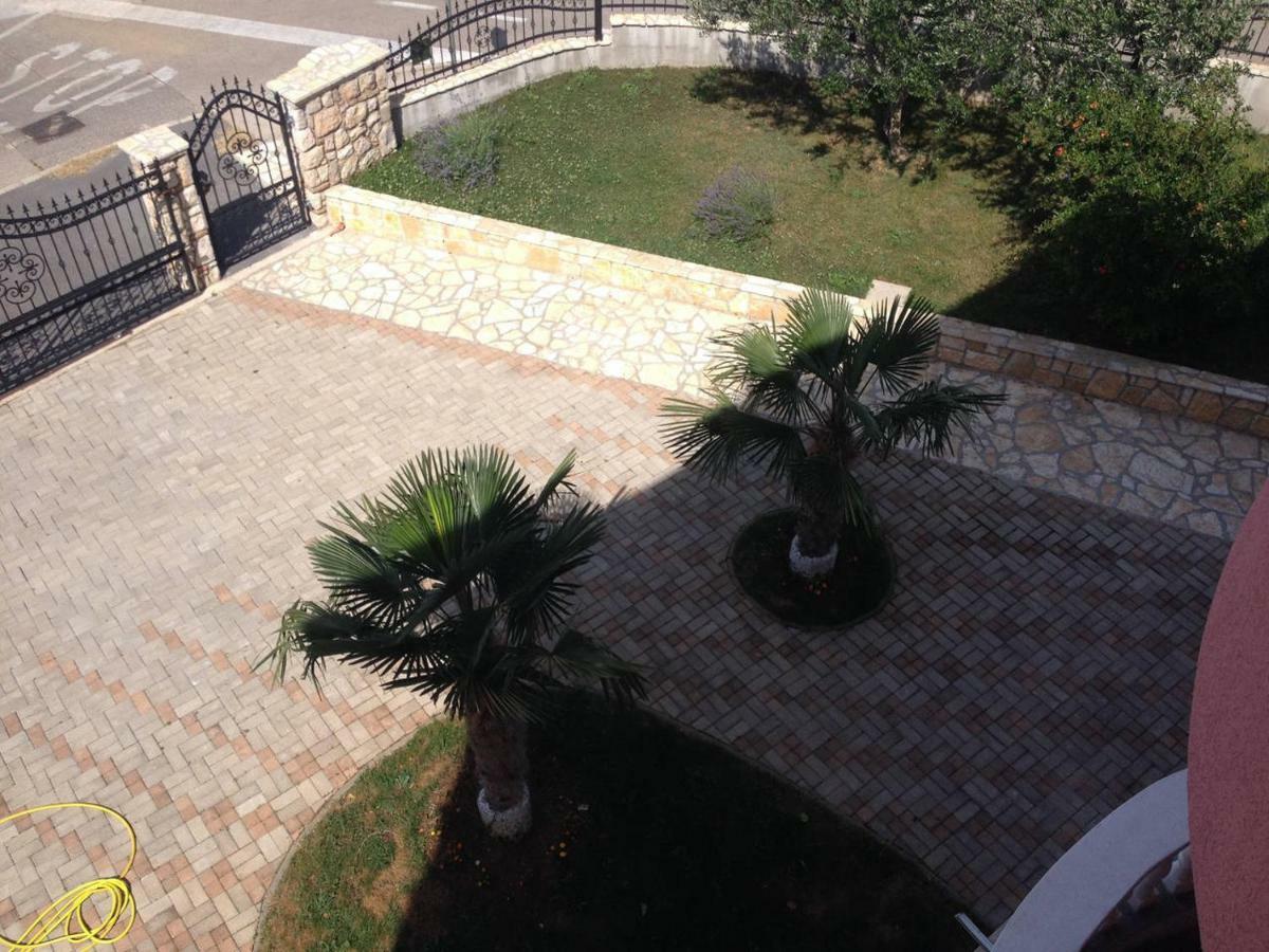 Apartments Ban Novi Vinodolski Luaran gambar